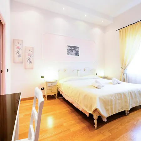 Giardino Dei Colori 107 - Pool&fitness Apartment Toscolano-Maderno