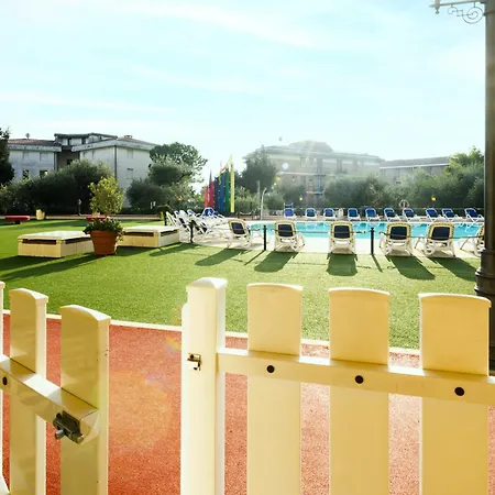 Giardino Dei Colori 107 - Pool&fitness Apartmán *